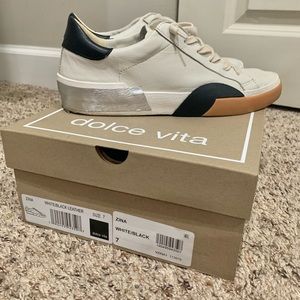 Dolce Vita Womens Zina low top sneakers sz7